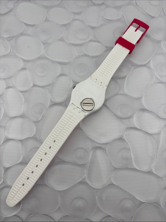 Swatch Watch GW214 BEATPINK main image 6